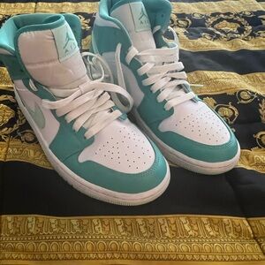 Women jordans